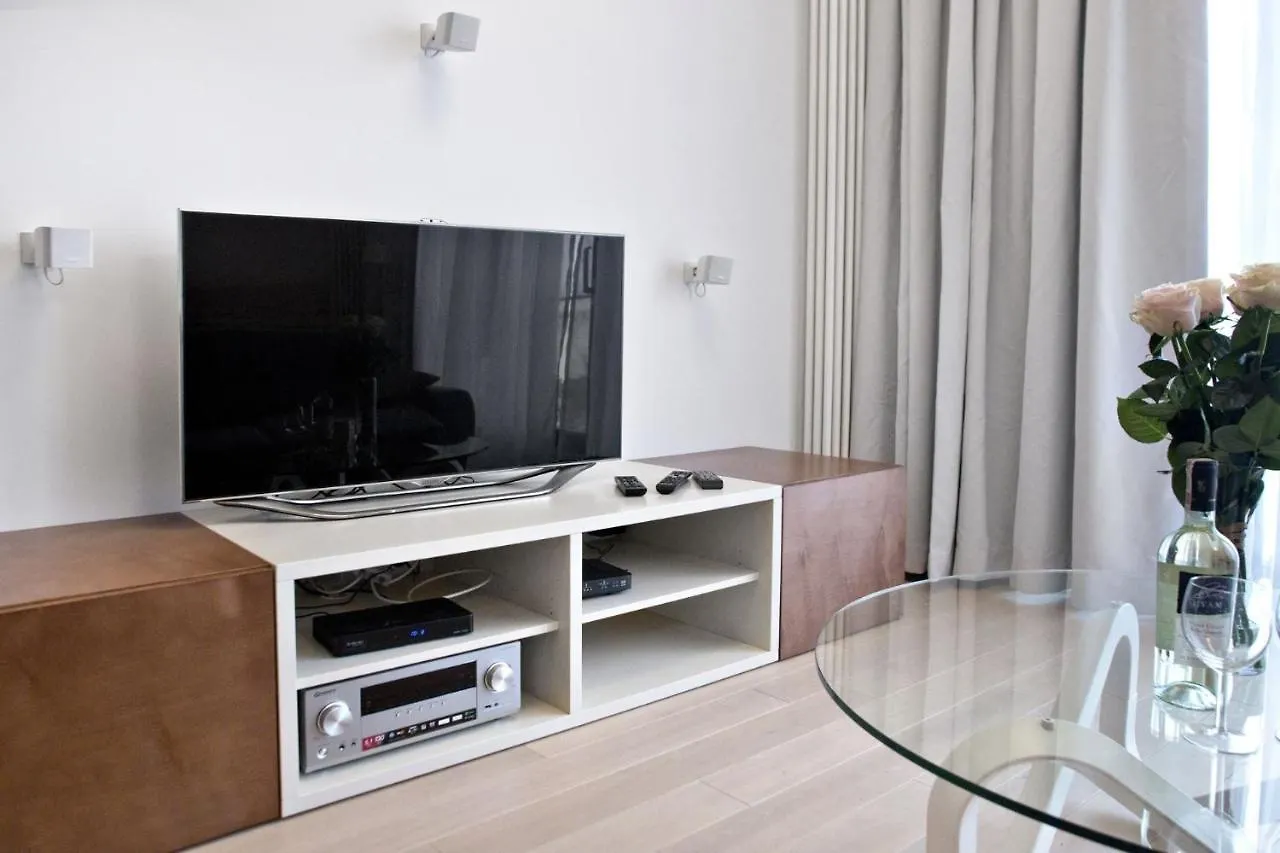 Triton Park Accommodation By P&O Serviced Apartments Varšava