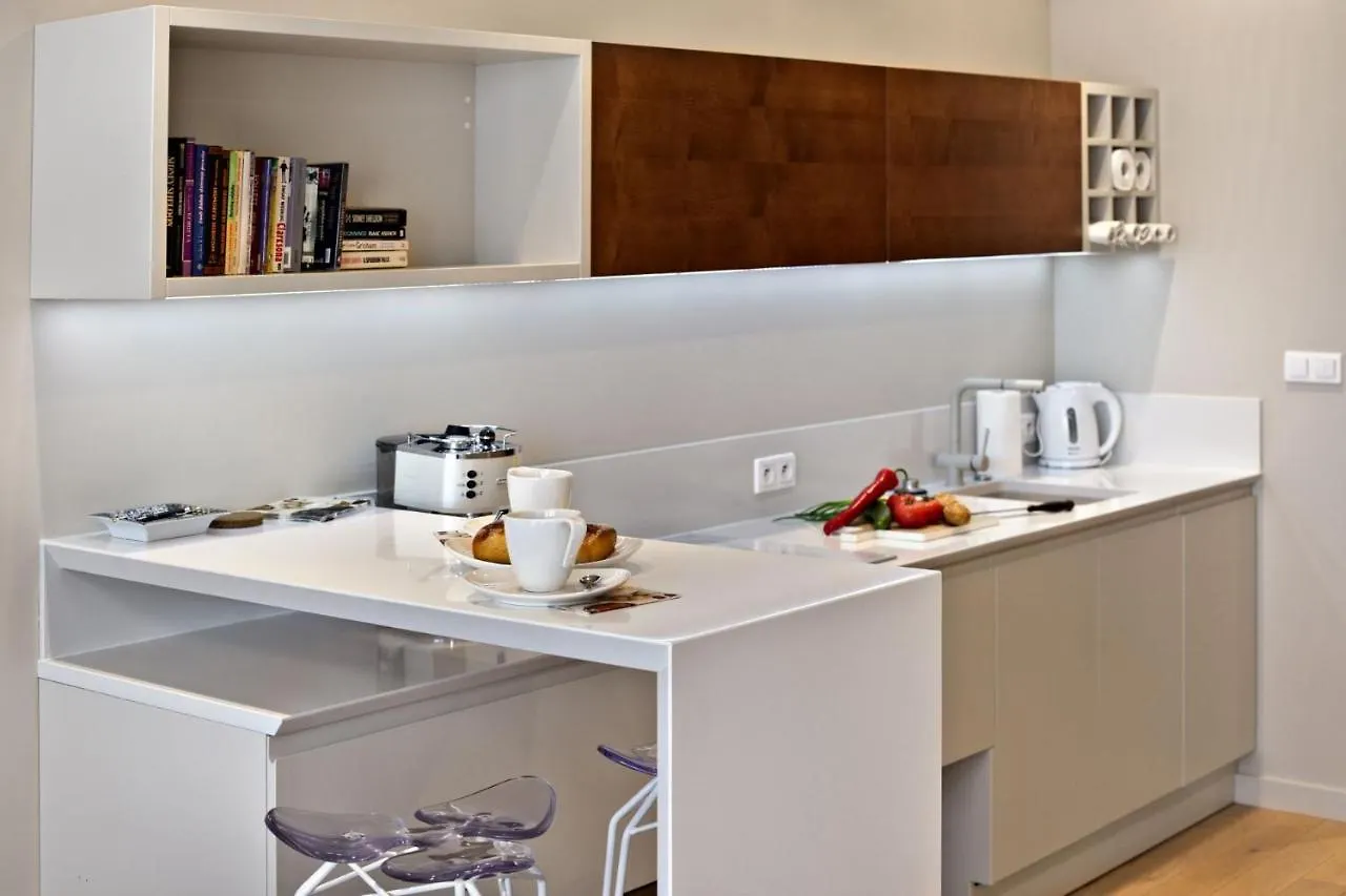 Triton Park Accommodation By P&O Serviced Apartments Varšava
